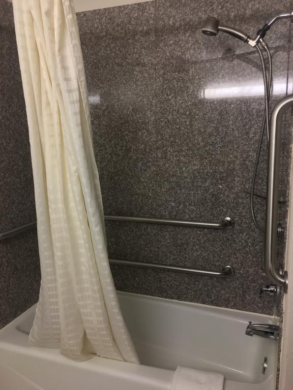Broadway Inn & Suites Оклахома-Сити Экстерьер фото