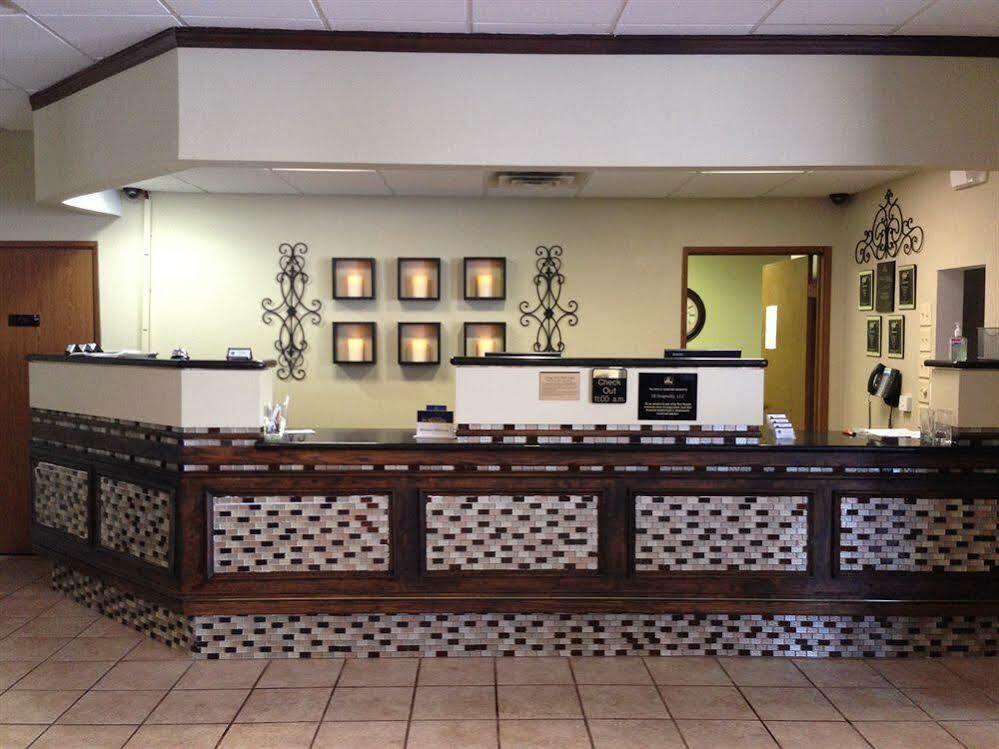 Broadway Inn & Suites Оклахома-Сити Экстерьер фото